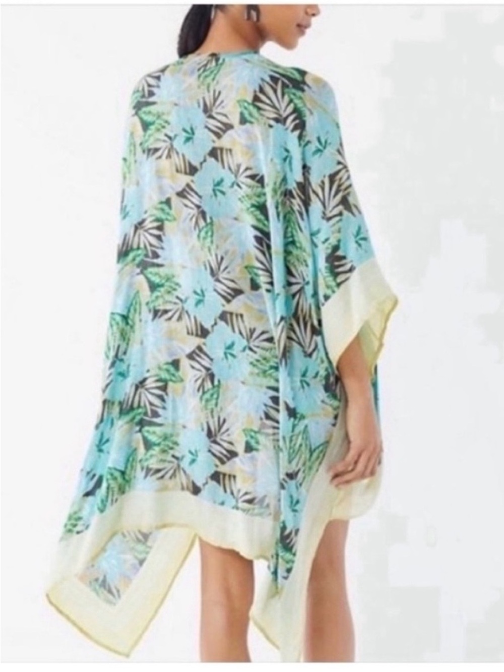 Urban Outfitters kimono blue green floral lightweight tropical